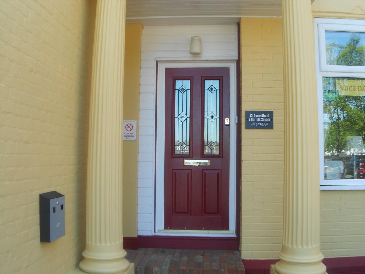 St Annes Bed and Breakfast Great Yarmouth Eksteriør billede